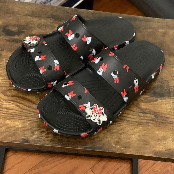 Disneyland Resort Exclusive Minnie Mouse Crocs Sandals - Size 9 Woman's - Picture 4 of 11